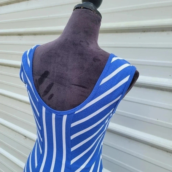Bebe Women Dress Blue White Midi Bodycon Sleeveless Scoop Neck Sz M - Picture 4 of 11